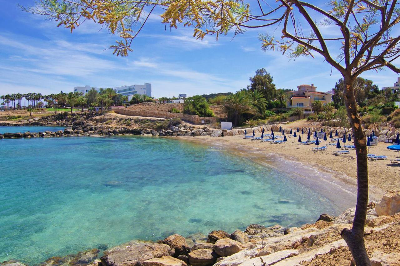 Meryl - Coralli Beachfront Apartment Protaras Exterior photo