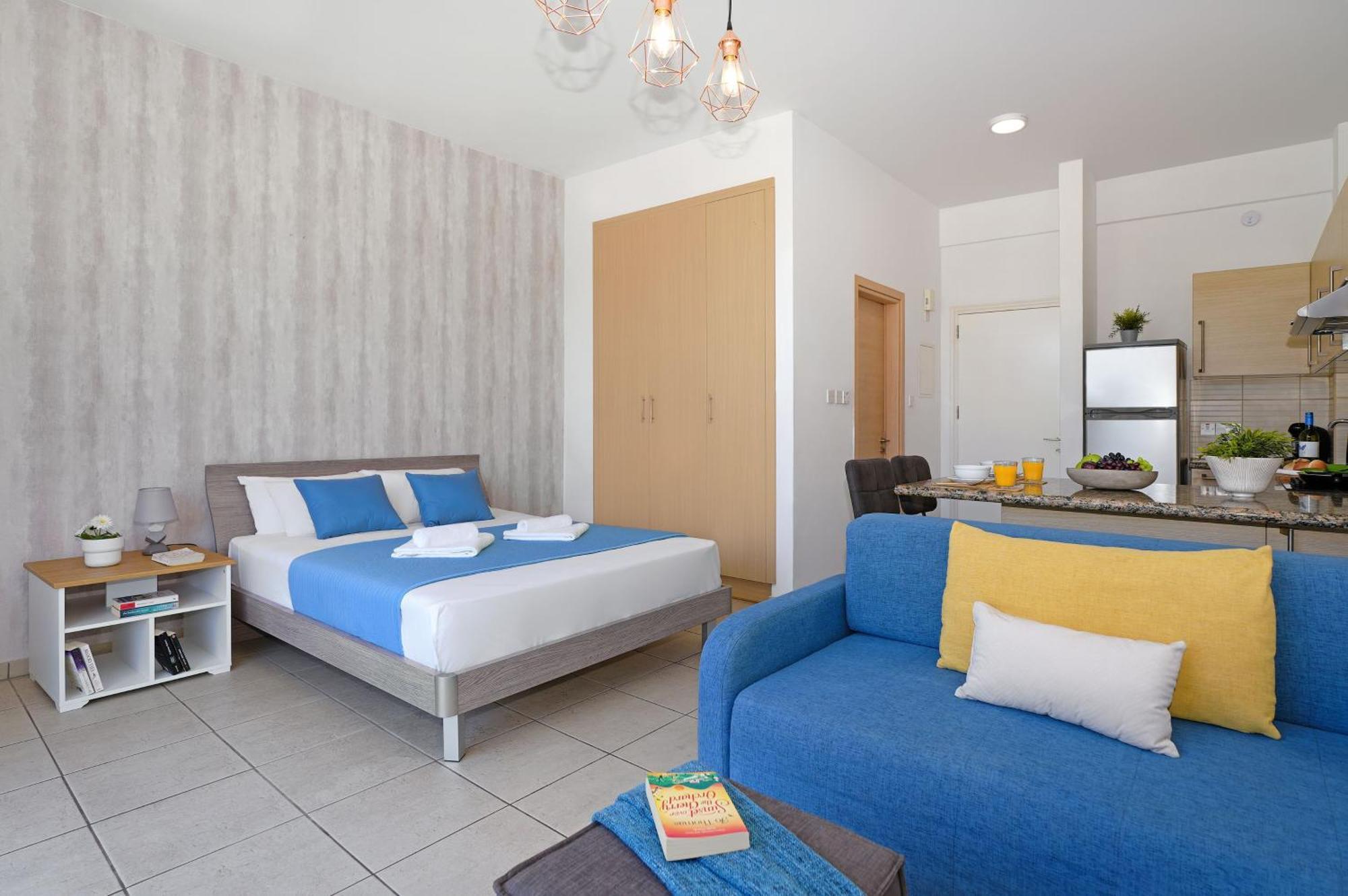 Meryl - Coralli Beachfront Apartment Protaras Exterior photo